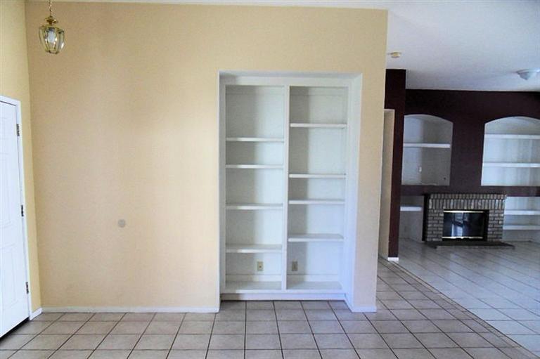 2309 Manhattan Way, Modesto, CA 95358 photo 4