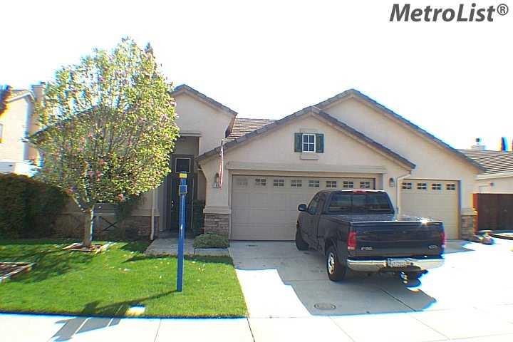 1882 Hyde Park Ln, Manteca, CA 95336 photo 1