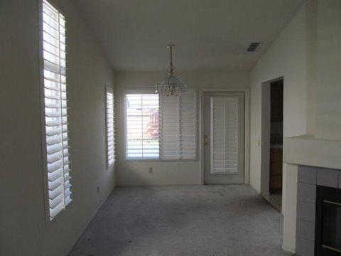 5621 Mapleton Way, Sacramento, CA 95823 photo 7