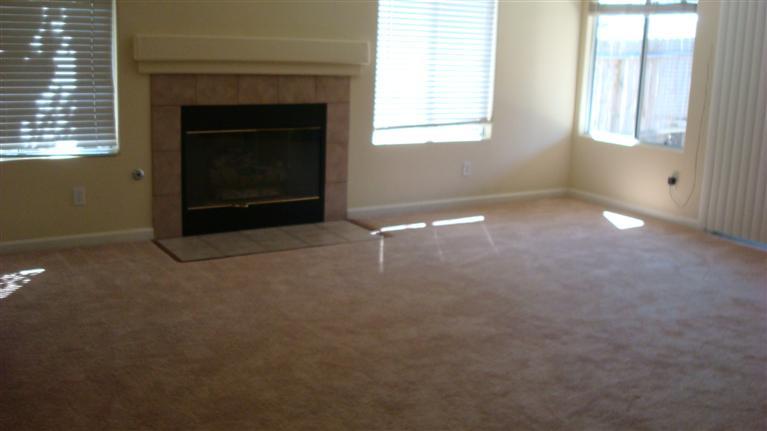 109 Via Piedmont, Gustine, CA 95322 photo 4