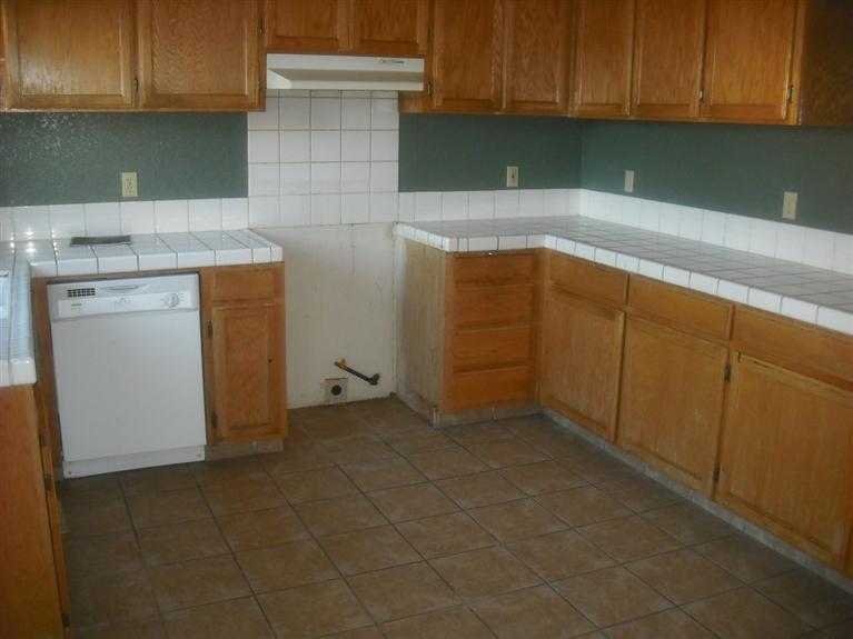 2761 Skybrite Dr, Ceres, CA 95307 photo 3
