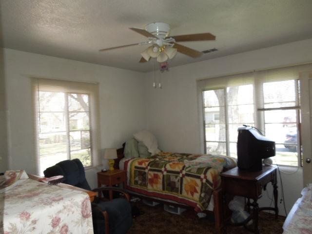 321 N Santa Barbara Ave, Modesto, CA 95351 photo 8