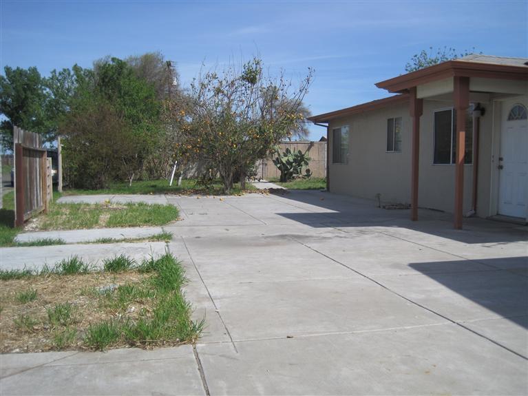1342 Durango St, Ceres, CA 95307 photo 3