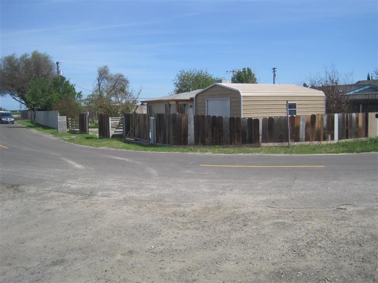 1342 Durango St, Ceres, CA 95307 photo 2
