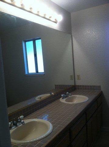 3000 Larrynell Dr, Ceres, CA 95307 photo 4