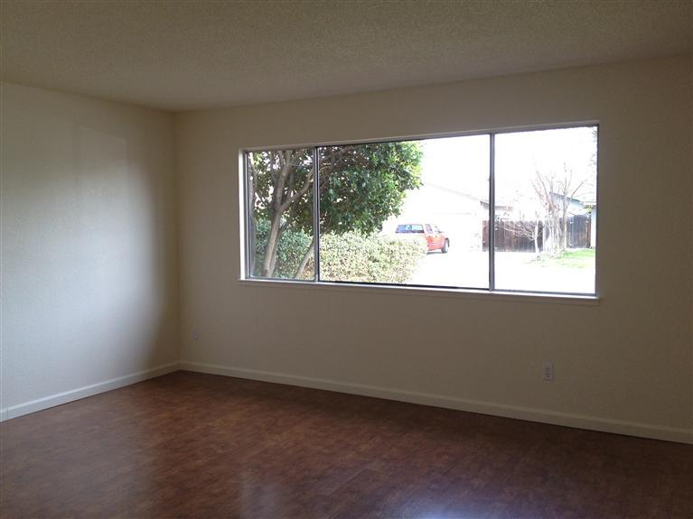 2508 Riedel Way, Modesto, CA 95355 photo 2