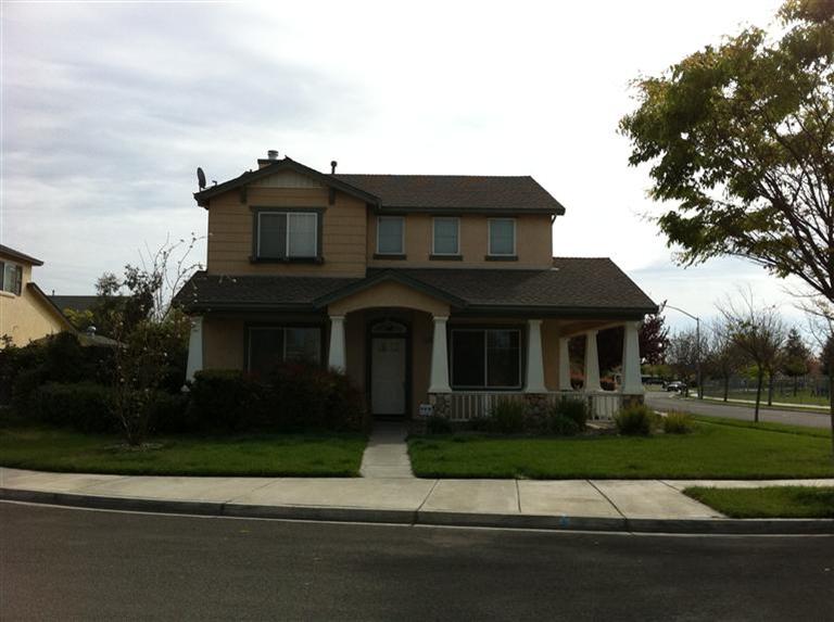4630 Monarch Ct, Turlock, CA 95382 photo 1