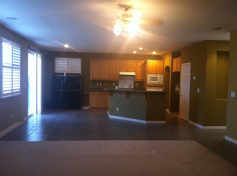 1281 Tulloch Dr, Tracy, CA 95304 photo 5