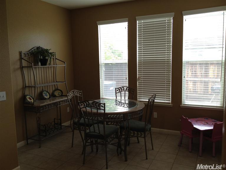 1240 Strawberry Dr, Merced, CA 95348 photo 5