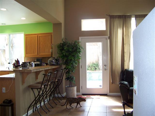 2288 Golden Leaf Ln, Tracy, CA 95377 photo 4