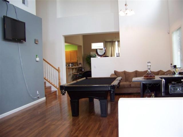 2288 Golden Leaf Ln, Tracy, CA 95377 photo 2