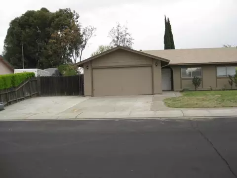 1571 Debbra Way, Manteca, CA 95336 photo 2