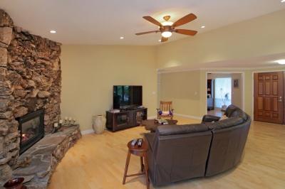 1105 Marina Cir, Davis, CA 95616 photo 12