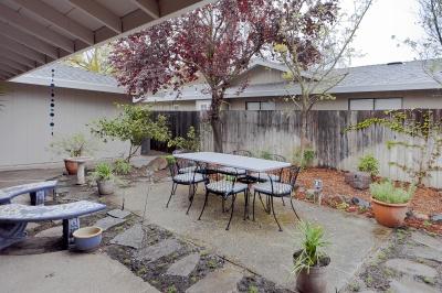 1105 Marina Cir, Davis, CA 95616 photo 4