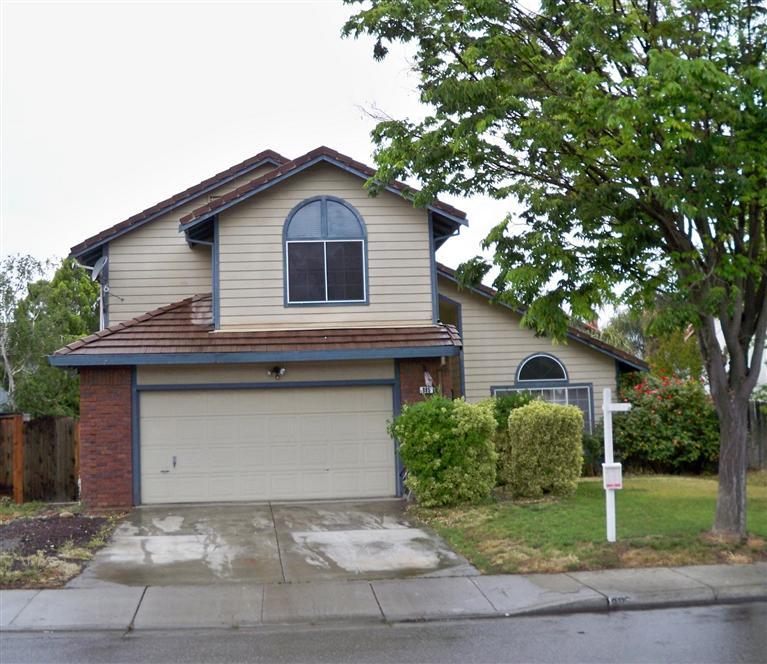 885 Glacier St, Tracy, CA 95376 photo 1
