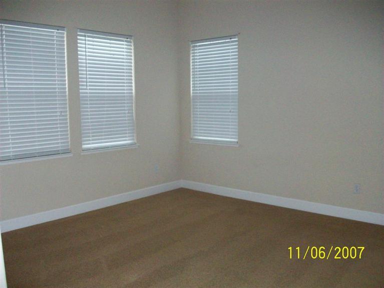 1516 Phlox Dr, Patterson, CA 95363 photo 3