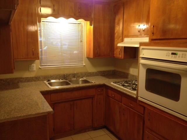 3105 Pembroke Dr, Modesto, CA 95350 photo 2