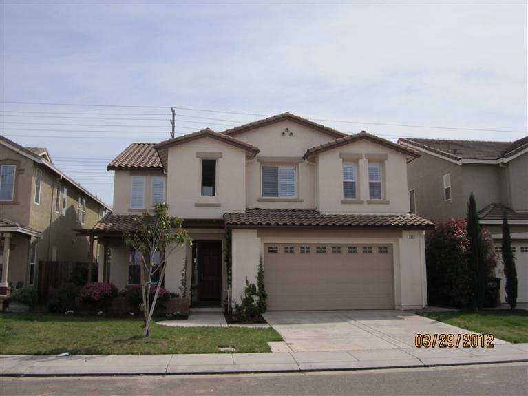 2952 Essie Way, Modesto, CA 95355 photo 2