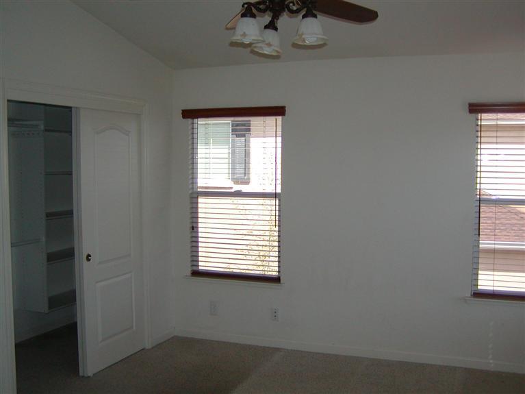 2004 Landing Ct, Modesto, CA 95357 photo 24