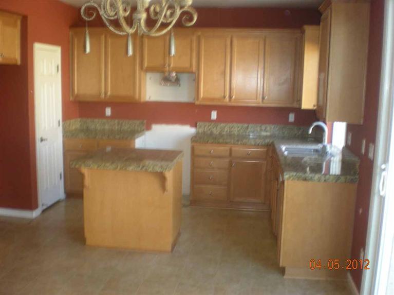 2027 White Fall Ct, Ceres, CA 95307 photo 2