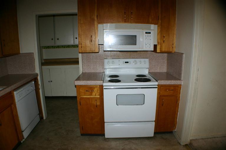 813 Floyd Ave, Modesto, CA 95350 photo 8