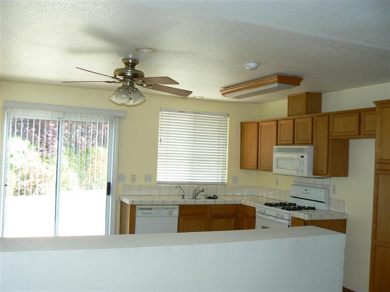 1275 Dolores Ln, Tracy, CA 95376 photo 3