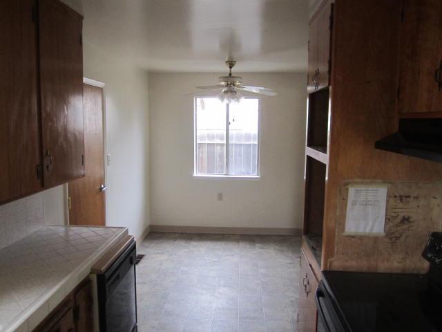 2205 Reseda Ln, Modesto, CA 95350 photo 2