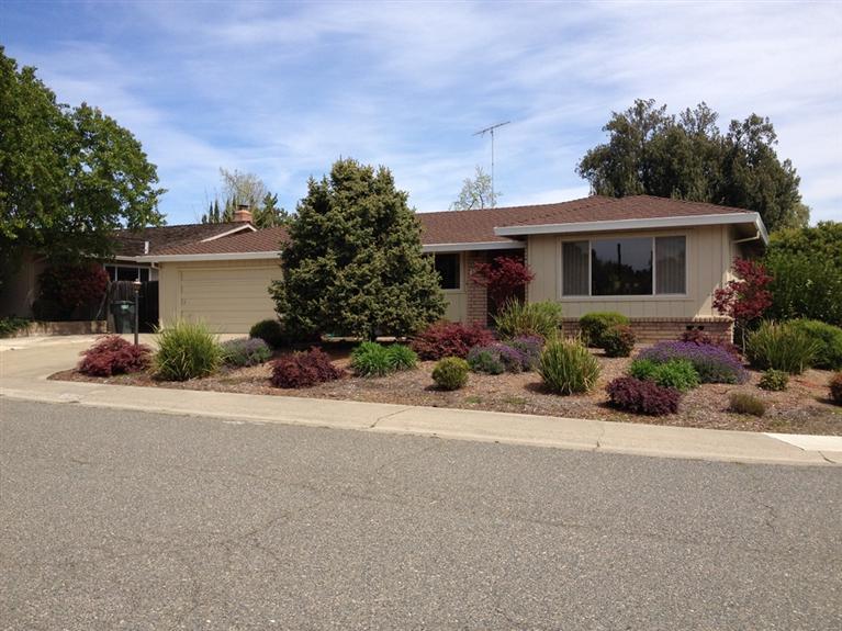 4554 Charleston Dr, Carmichael, CA 95608 photo 1