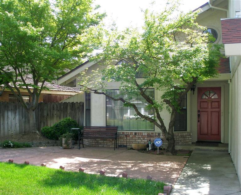 2020 Sheldon Dr, Modesto, CA 95350 photo 2