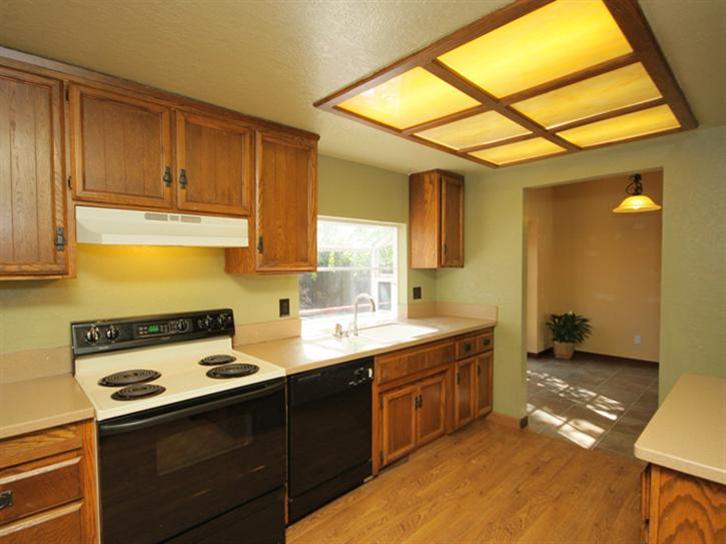 3200 Kaiser Way, Carmichael, CA 95608 photo 3