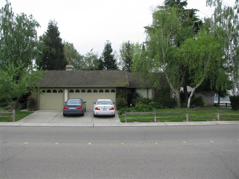 1584 Parkview St, Manteca, CA 95337 photo 1