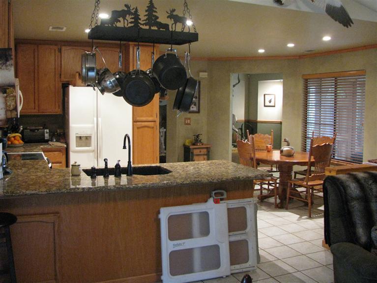 1584 Parkview St, Manteca, CA 95337 photo 4