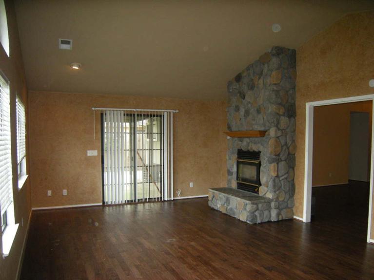 149 Chaps Ct, Galt, CA 95632 photo 8
