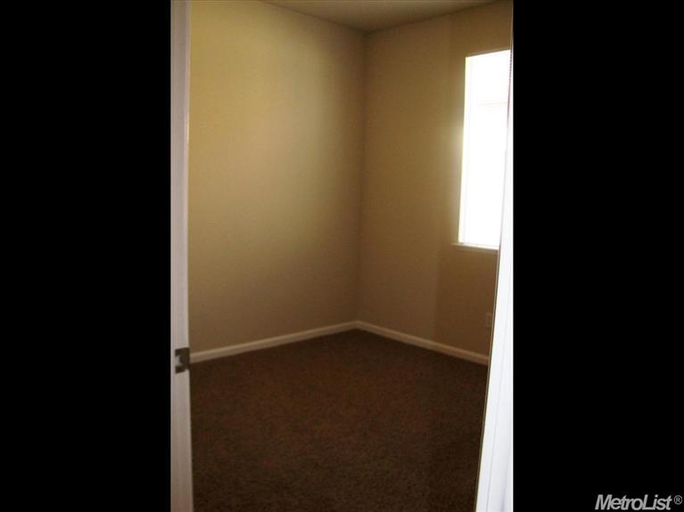 1734 Cocomo Pl, Manteca, CA 95337 photo 9