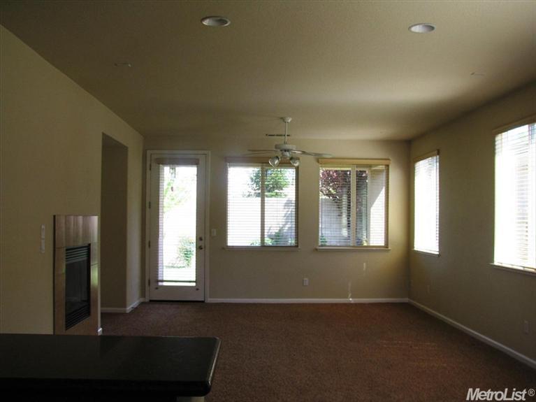 1734 Cocomo Pl, Manteca, CA 95337 photo 3