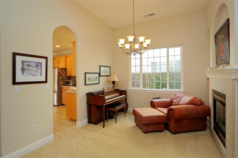 3424 Mono Pl, Davis, CA 95618 photo 8