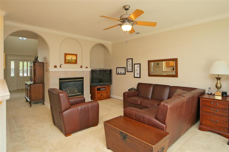 3424 Mono Pl, Davis, CA 95618 photo 9