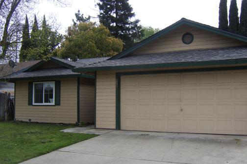 358 Elgin Ave, Lodi, CA 95240 photo 1
