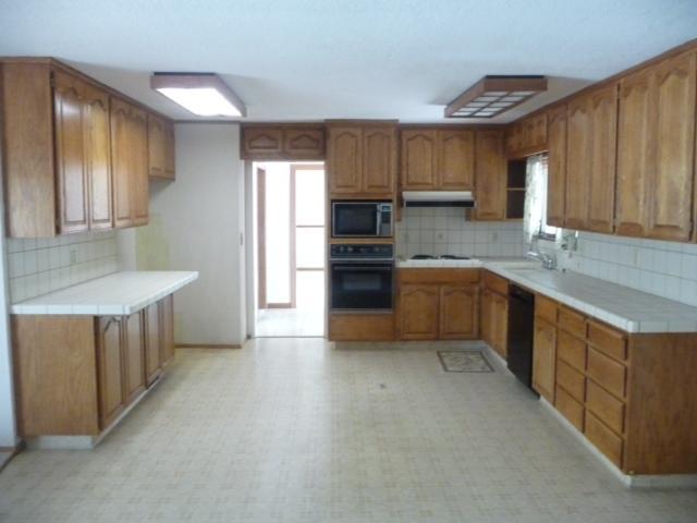 1512 Queens Ave, Modesto, CA 95355 photo 2