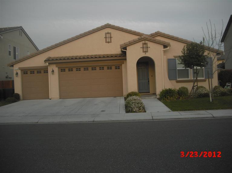 2716 Espana Ln, Modesto, CA 95355 photo 1