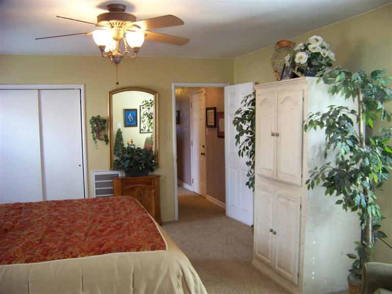 1724 E Marshall St, Turlock, CA 95380 photo 18