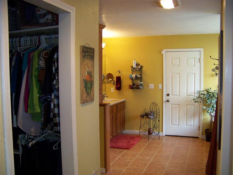 1724 E Marshall St, Turlock, CA 95380 photo 14