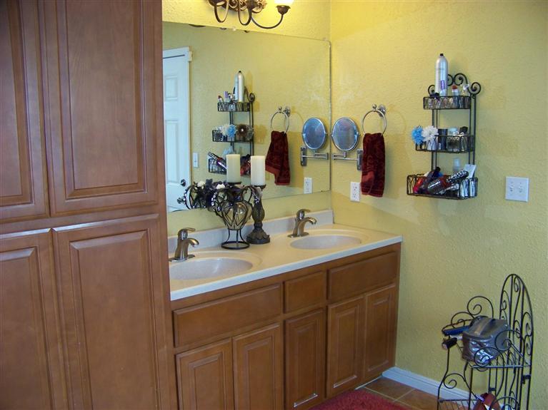 1724 E Marshall St, Turlock, CA 95380 photo 16