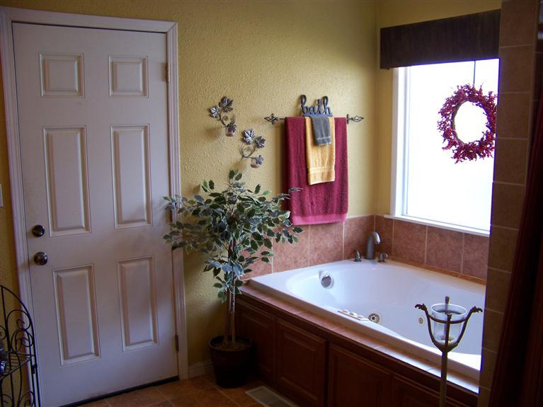 1724 E Marshall St, Turlock, CA 95380 photo 15