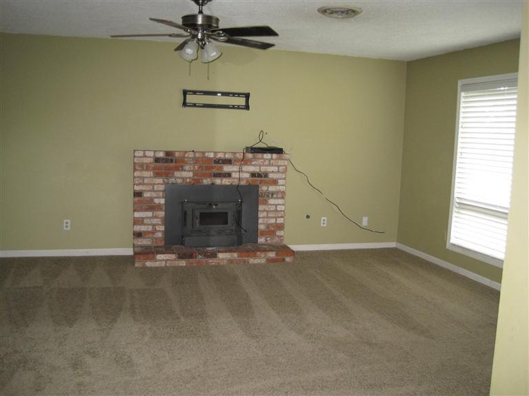 901 Guava Dr, Modesto, CA 95356 photo 3