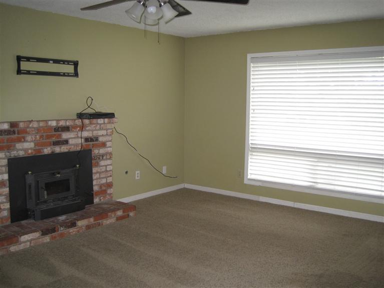 901 Guava Dr, Modesto, CA 95356 photo 5