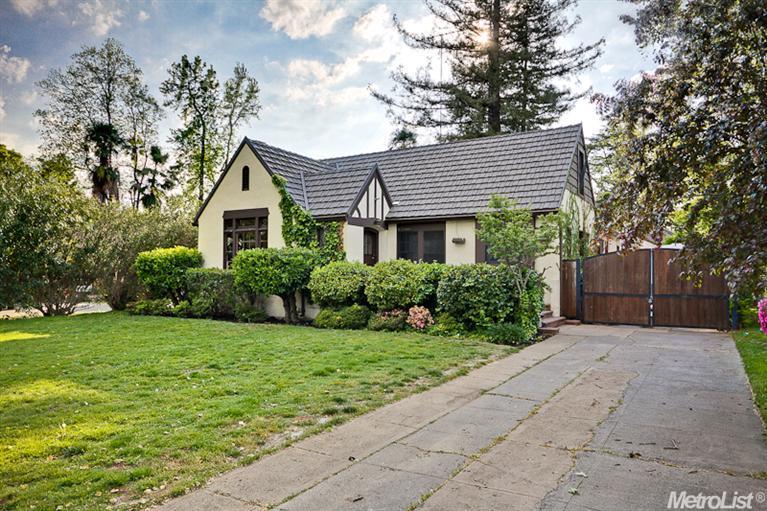 1700 39th St, Sacramento, CA 95816 MLS 12023479