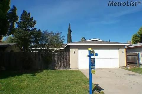 861 Carmel Ave, Manteca, CA 95336 photo 1