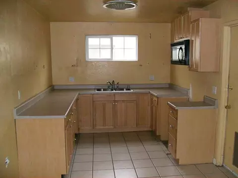 861 Carmel Ave, Manteca, CA 95336 photo 2