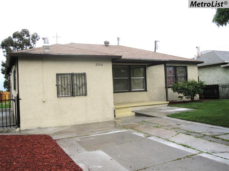 2006 Scribner St, Stockton, CA 95206 photo 1